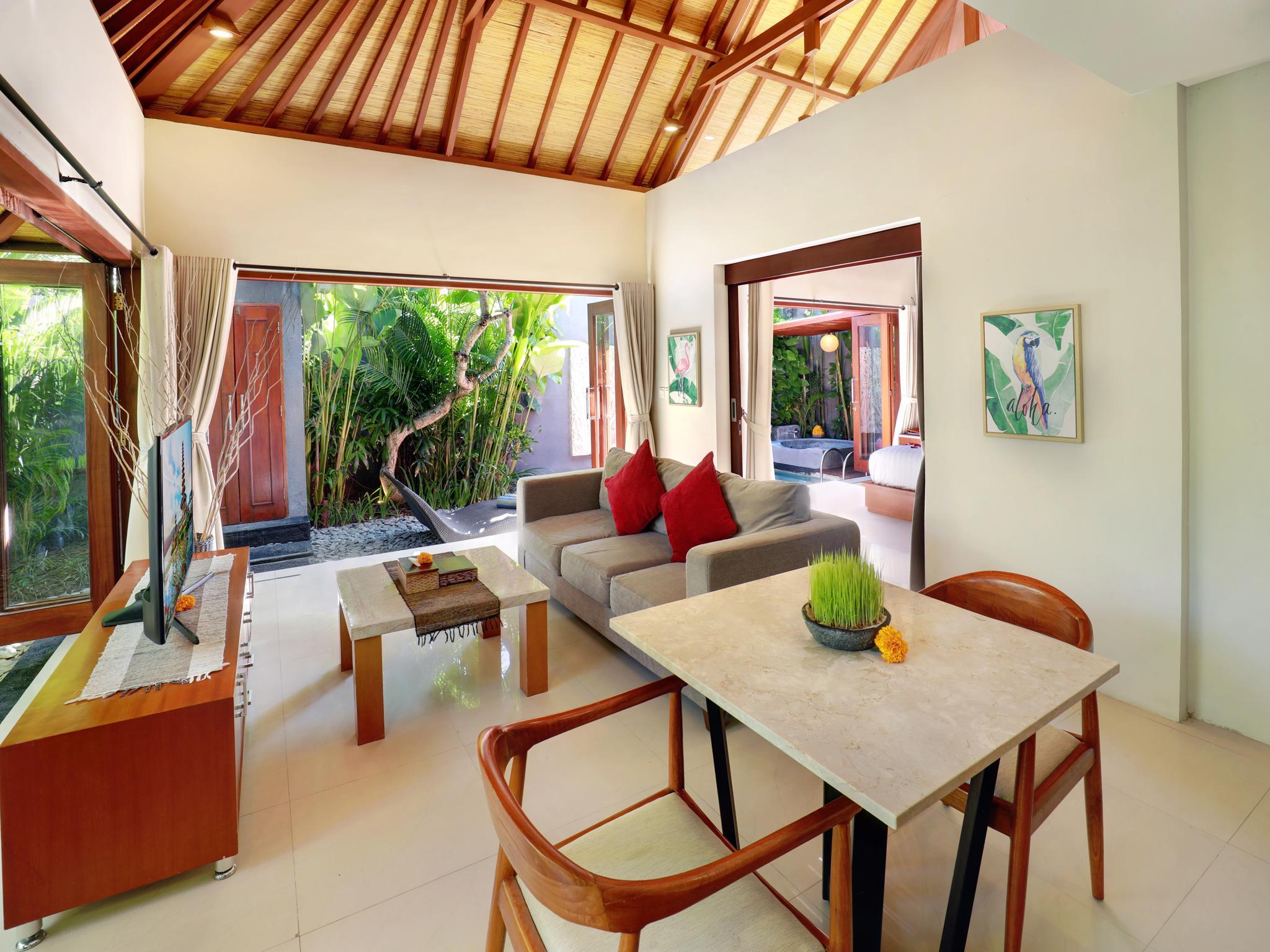 Seminyak Sanctuary Villa By Ini Vie Hospitality 레기안 외부 사진