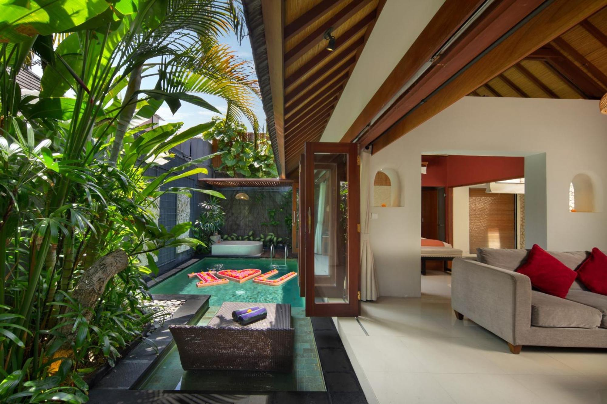 Seminyak Sanctuary Villa By Ini Vie Hospitality 레기안 외부 사진